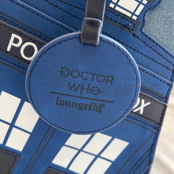 RARE Loungefly x Doctor Who TARDIS Denim Tote Bag - Picture 7 of 9